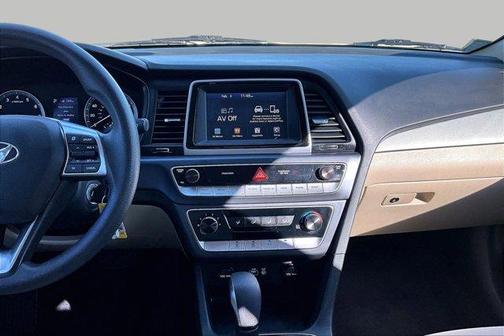 2018 Hyundai SONATA SE