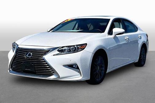 White 2018 Lexus ES 350 Base