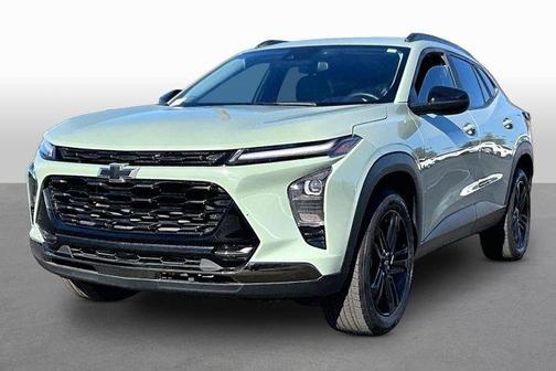 Green 2025 Chevrolet Trax ACTIV