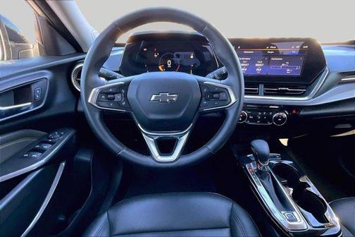 Green 2025 Chevrolet Trax ACTIV