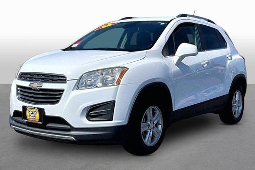 Summit White 2016 Chevrolet Trax LT