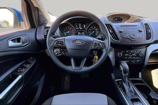 Lightning Blue Metallic 2018 Ford Escape SE