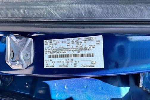 Lightning Blue Metallic 2018 Ford Escape SE