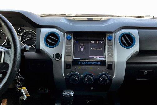 2015 Toyota Tundra SR5