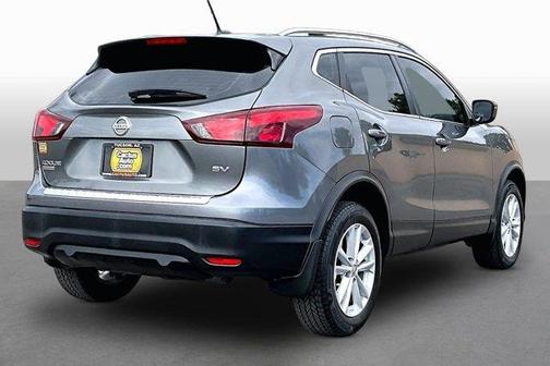 Gun Metallic 2017 Nissan Rogue Sport SV