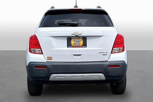 Summit White 2016 Chevrolet Trax LT
