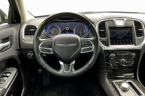 2017 Chrysler 300C Base