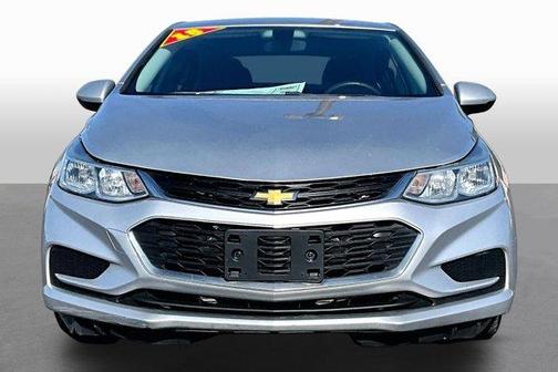 Silver Ice Metallic 2018 Chevrolet Cruze LS