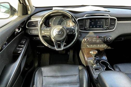 2017 Kia Sorento EX
