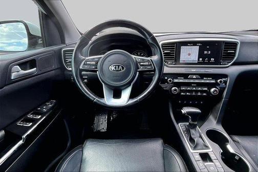 Snow White Pearl 2021 Kia Sportage EX