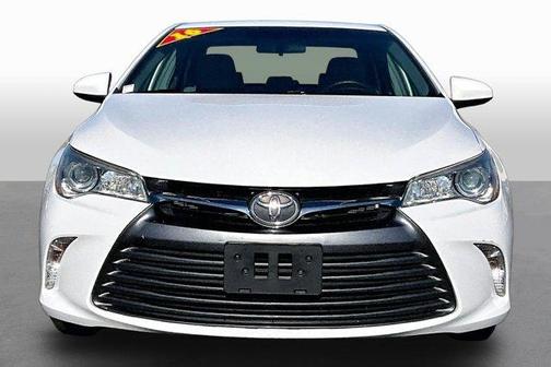 2016 Toyota Camry XLE