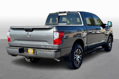 2021 Nissan Titan SV