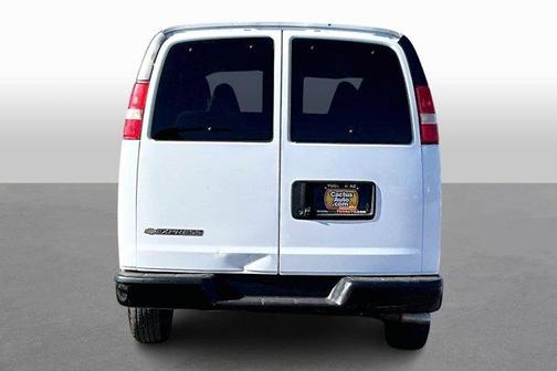 2017 Chevrolet Express 2500 LS