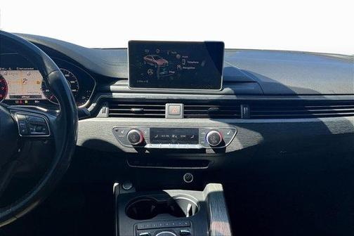 2017 Audi A4 Season of Audi ultra Premium