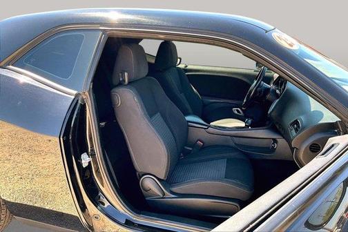 Pitch Black Clearcoat 2023 Dodge Challenger SXT