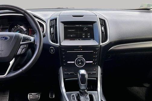 2015 Ford Edge Sport