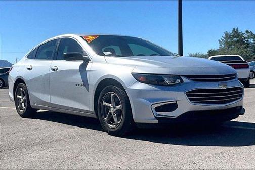 Silver Ice Metallic 2018 Chevrolet Malibu 1LS