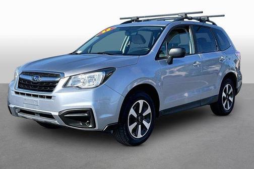 Ice Silver Metallic 2018 Subaru Forester 2.5i
