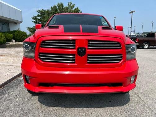 2016 RAM 1500 Sport