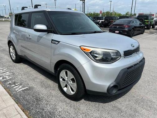 2016 Kia Soul Base