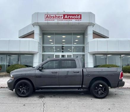 2018 RAM 1500 Night Crew Cab 4x4 57' Box