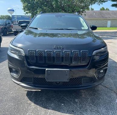2023 Jeep Cherokee Altitude Lux