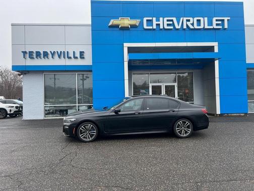 2022 BMW 750 i xDrive