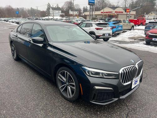 2022 BMW 750 i xDrive