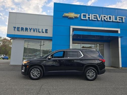 2022 Chevrolet Traverse LT Leather
