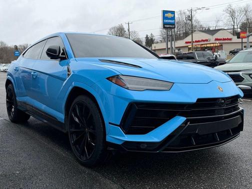 2024 Lamborghini Urus S