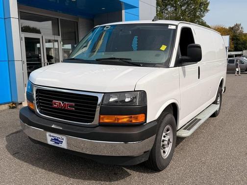 2023 GMC Savana 2500 Work Van