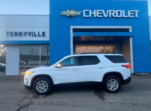 2022 Chevrolet Traverse LT Cloth