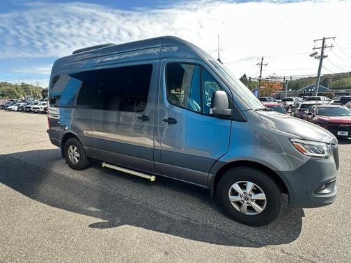 2023 Mercedes-Benz Sprinter 2500 144 WB Standard Roof Passenger