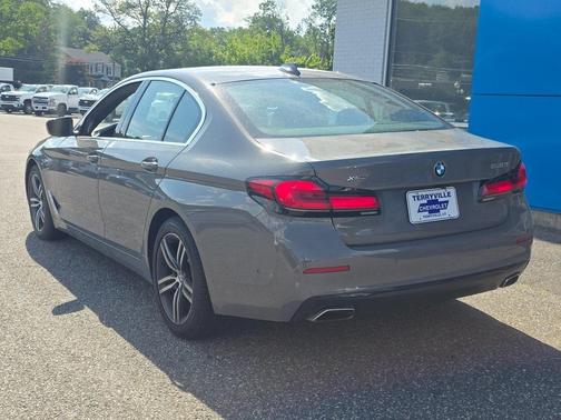 2021 BMW 530 i xDrive