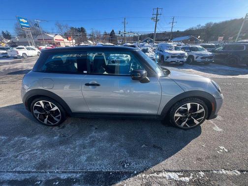 2025 MINI Hardtop SIGNATURE PLUS