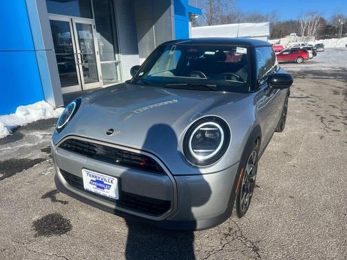 2025 MINI Hardtop SIGNATURE PLUS