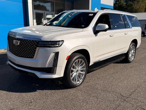 2023 Cadillac Escalade ESV Premium Luxury
