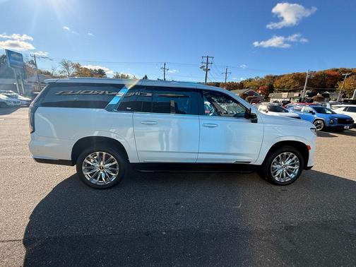 2023 Cadillac Escalade ESV Premium Luxury