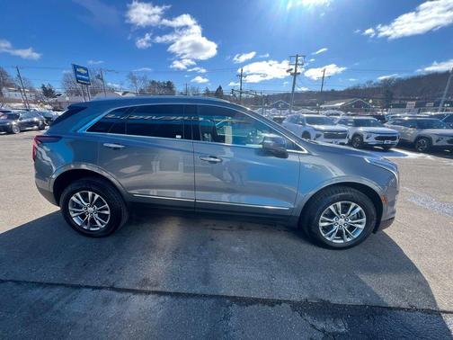 2020 Cadillac XT5 Premium Luxury