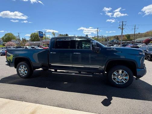 Lakeshore Blue Metallic 2026 Chevrolet Silverado 3500 High Country