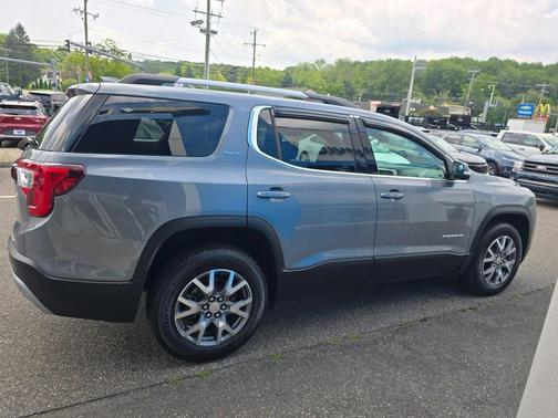 2020 GMC Acadia SLT