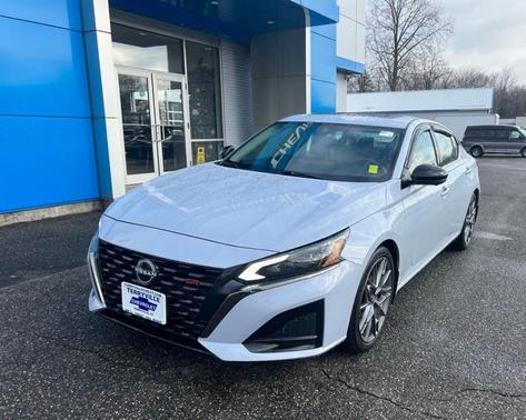 2024 Nissan Altima 2.0 SR