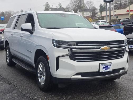2022 Chevrolet Suburban LT