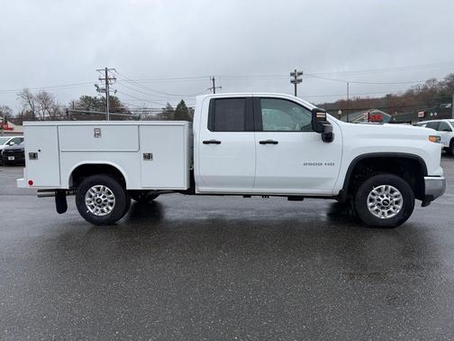 Summit White 2025 Chevrolet Silverado 2500 WT