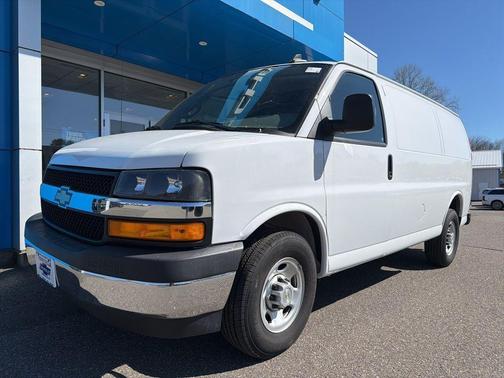 Summit White 2024 Chevrolet Express 2500 Work Van