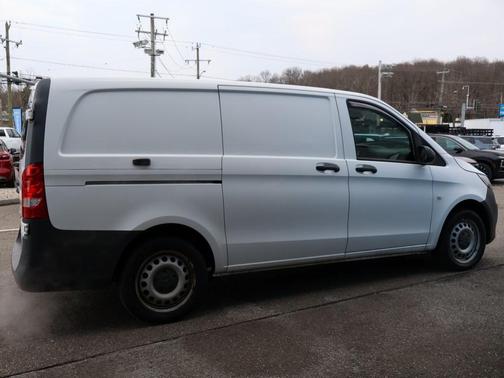 2018 Mercedes-Benz Metris Base
