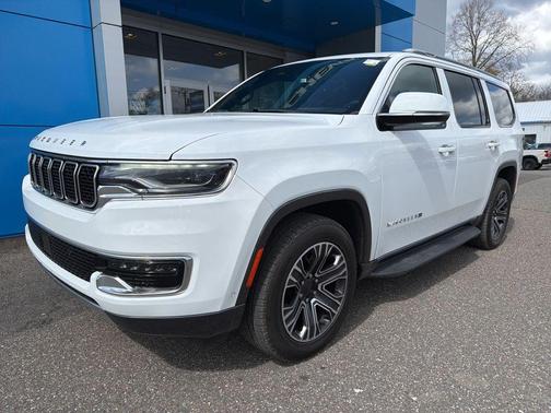 Bright White Clearcoat 2022 Jeep Wagoneer Series III