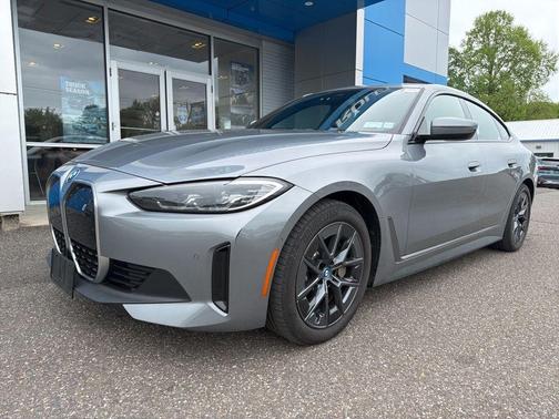 Skyscraper Gray Metallic 2023 BMW i4 Gran Coupe eDrive35