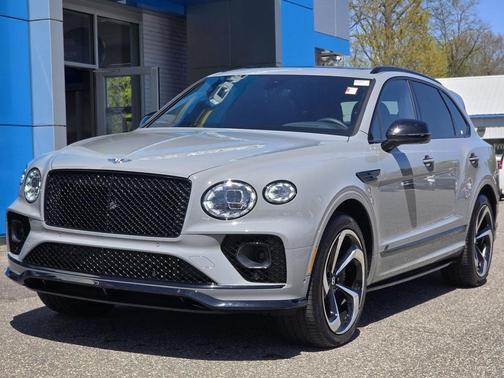 2023 Bentley Bentayga V8