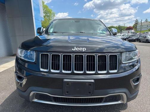 Brilliant Black Crystal Pearlcoat 2015 Jeep Grand Cherokee Limited